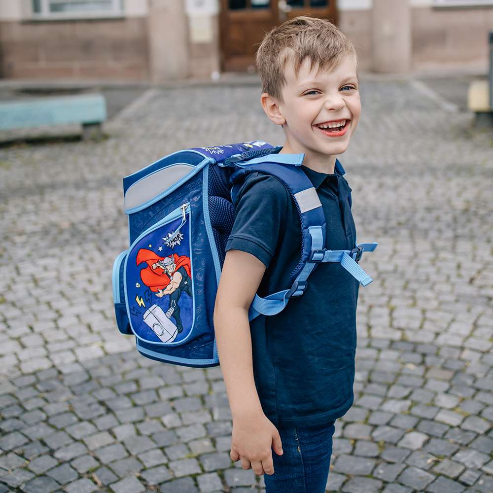 Scooli EasyFit Schulranzen Set 5tlg. Marvel Avengers